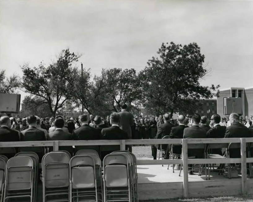 View from behind the speakers' platform at the groundbreaking ceremony. Note Pat Neff Hall in background and Marrs McLean Science building on right. Photo by Windy Drum. Image courtesy Baylor University, The Texas Collection, Waco, TX via The Texas Collection Photographic Archive.