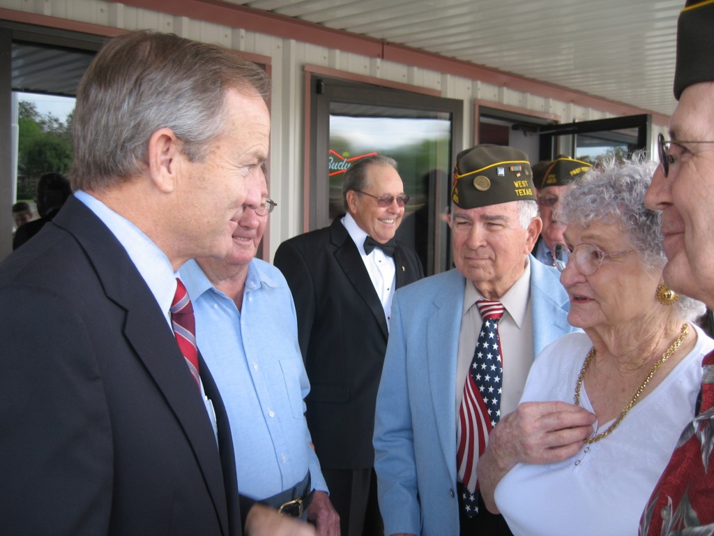 Congressman Edwards speaking with a group of veterans and their families at the West, Texas VFW post dedication.